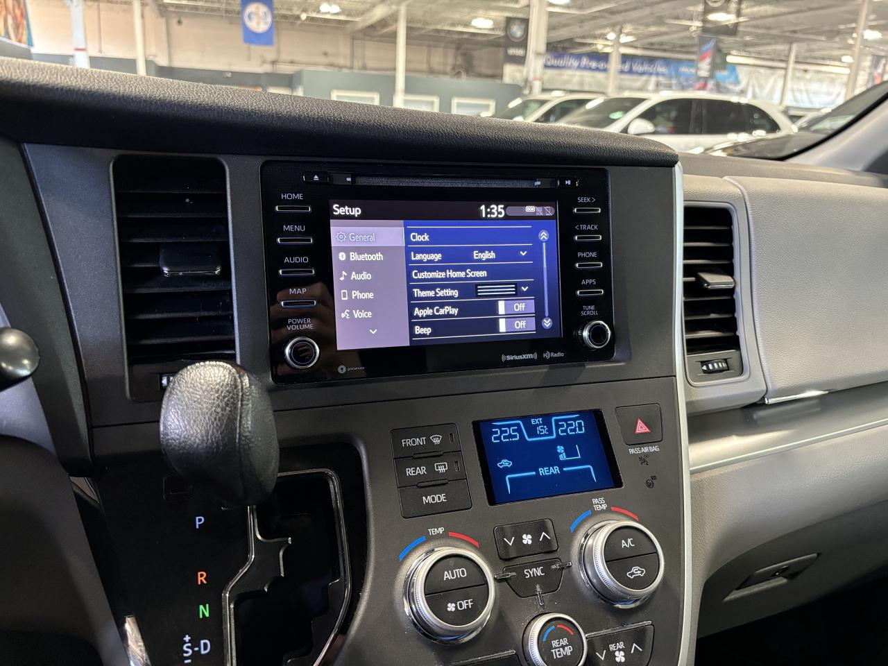 2020 Toyota Sienna LE|8PASSENGER|POWERDOORS|APPLECARPLAY|BACKUPCAM|++ - Photo #22