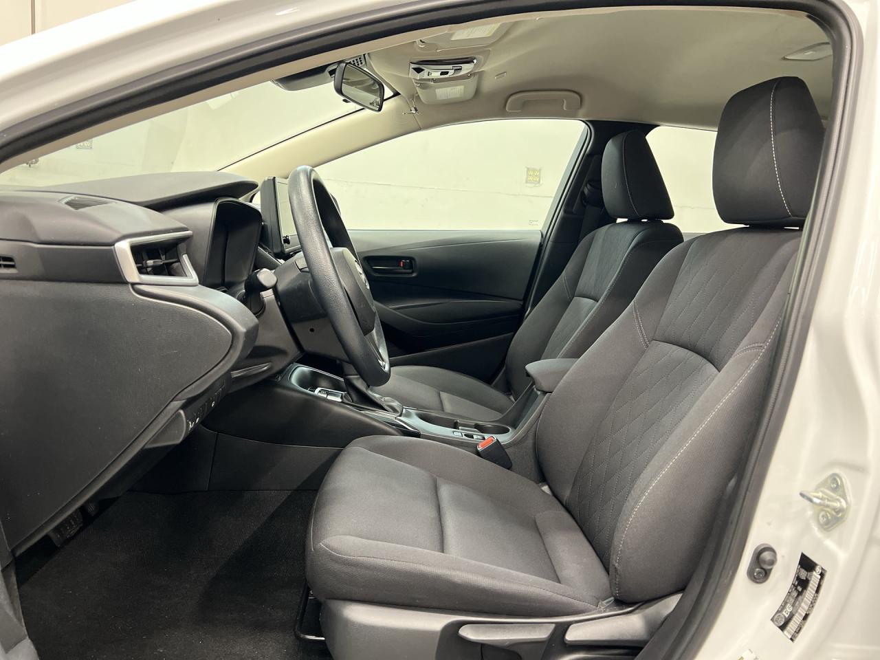 2024 Toyota Corolla LE | CARPLAY |HTD SEATS |BLIND SPOT |ADAPT. CRUISE Photo3