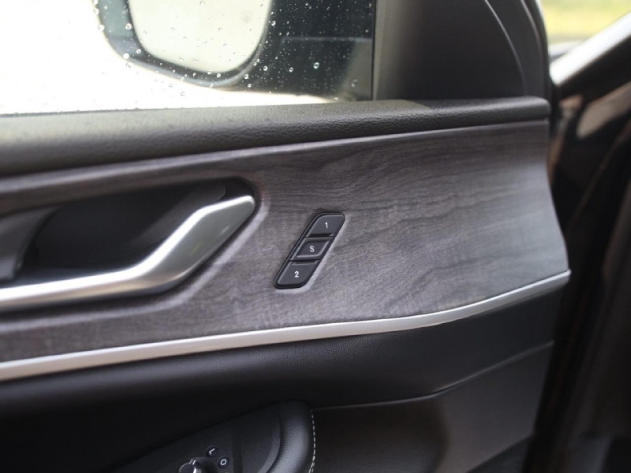 2023 Jeep Grand Cherokee Limited  **LEATHER - PWR GATE** Photo