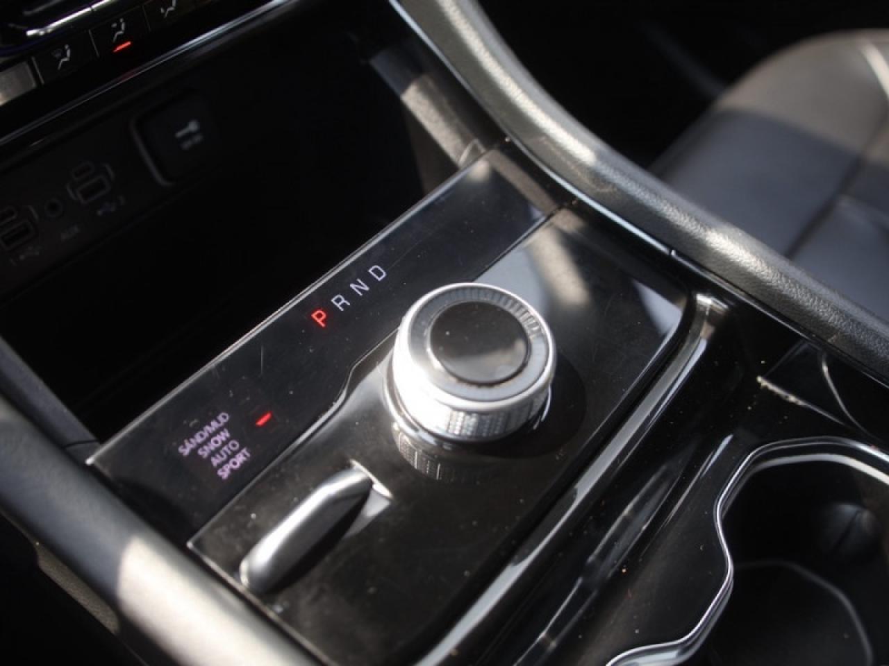 2023 Jeep Grand Cherokee Limited  **LEATHER - PWR GATE** Photo