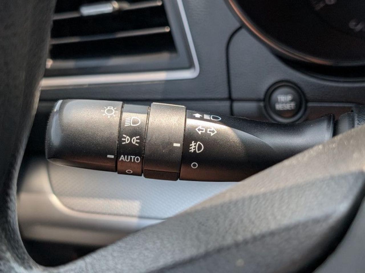 2017 Subaru Outback 2.5i  **MANUAL TRANSMISSION** Photo