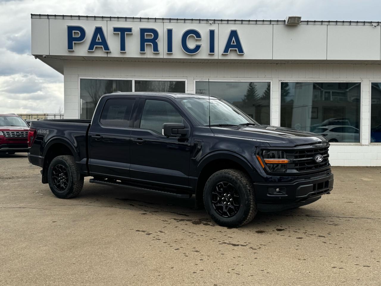 New 2025 Ford F-150 XLT for sale in Manning, AB