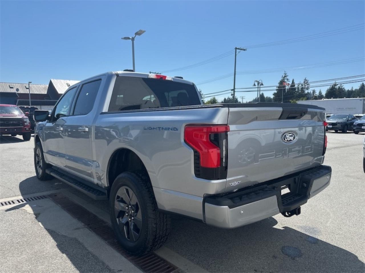 2025 Ford F-150 Lightning Flash Photo2