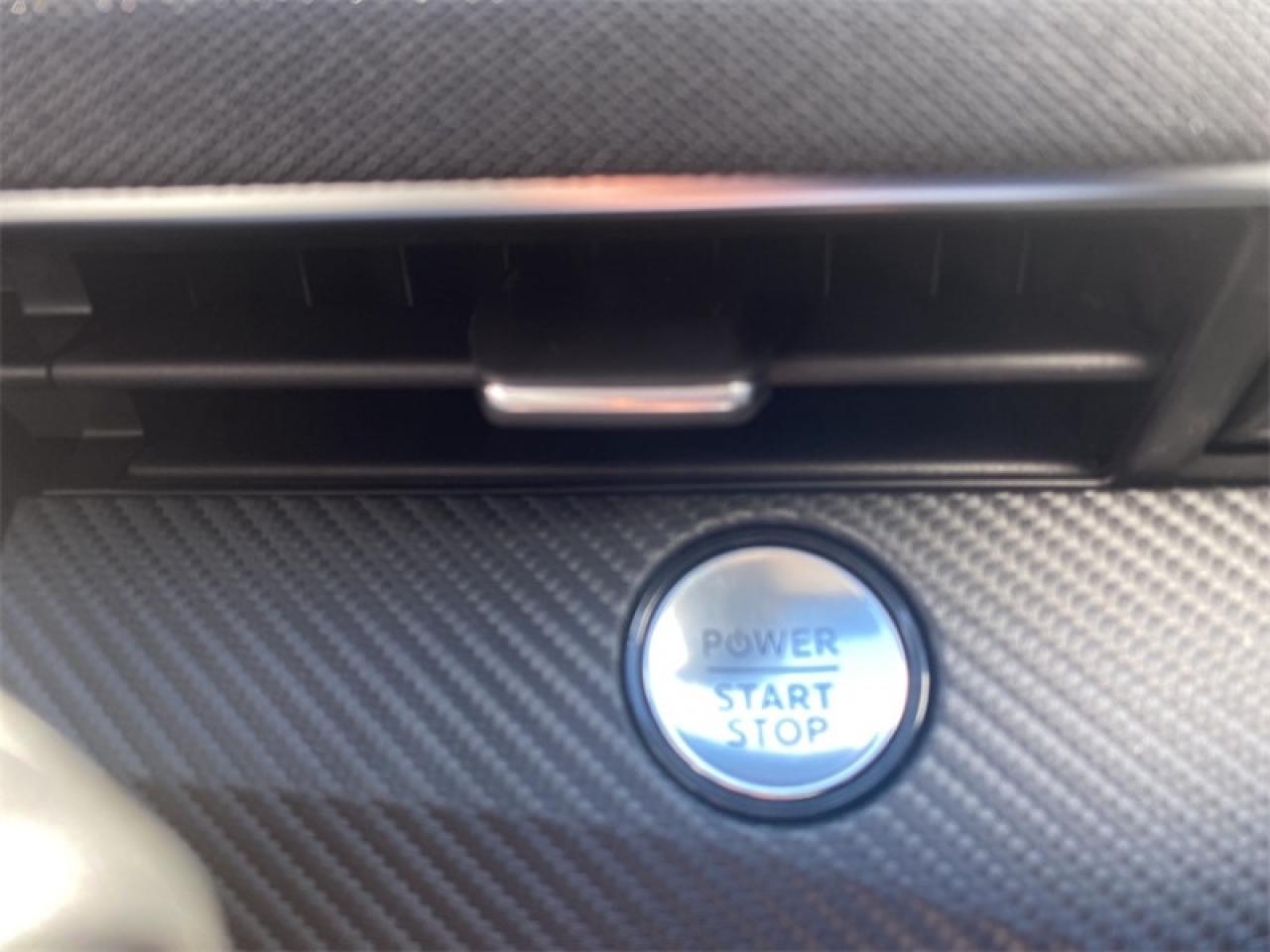 2025 Ford Mustang Mach-E Select AWD  -  Fast Charging Photo5