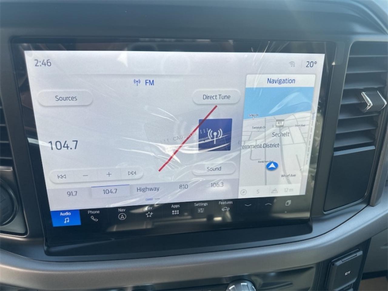 2025 Ford F-150 Lightning XLT Photo5