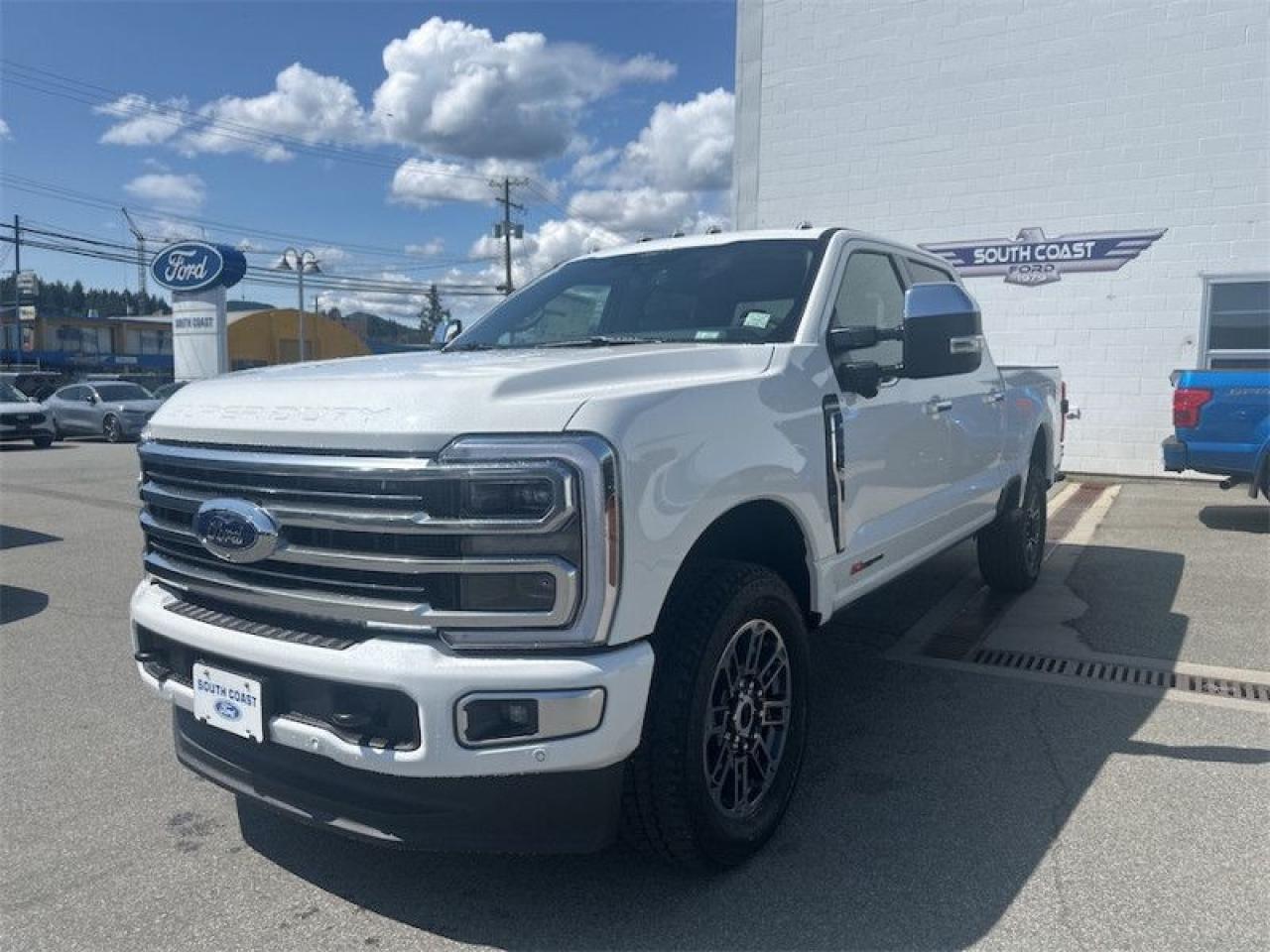 <b>Sunroof, Premium Audio, FX4 Off-Road Package, Reverse Sensing System, Pro Power Onboard!</b><br> <br>   This Ford Super Duty is the toughest, most capable pickup truck that Ford has ever built, and thats saying a lot. <br> <br>The most capable truck for work or play, this heavy-duty Ford F-350 never stops moving forward and gives you the power you need, the features you want, and the style you crave! With high-strength, military-grade aluminum construction, this F-350 Super Duty cuts the weight without sacrificing toughness. The interior design is first class, with simple to read text, easy to push buttons and plenty of outward visibility. This truck is strong, extremely comfortable and ready for anything.<br> <br> This star white metallic tri-coat sought after diesel Crew Cab 4X4 pickup   has a 10 speed automatic transmission and is powered by a  500HP 6.7L 8 Cylinder Engine. This vehicle has been upgraded with the following features: Sunroof, Premium Audio, Fx4 Off-road Package, Reverse Sensing System, Pro Power Onboard, Power Running Board, Leather 40/console/40 Seat. <br><br> View the original window sticker for this vehicle with this url <b><a href=http://www.windowsticker.forddirect.com/windowsticker.pdf?vin=1FT8W3BM0SED25675 target=_blank>http://www.windowsticker.forddirect.com/windowsticker.pdf?vin=1FT8W3BM0SED25675</a></b>.<br> <br>To apply right now for financing use this link : <a href=https://www.southcoastford.com/financing/ target=_blank>https://www.southcoastford.com/financing/</a><br><br> <br/> Total  rebate of $2500 is reflected in the price.   Incentives expire 2025-06-30.  See dealer for details. <br> <br>Call South Coast Ford Sales or come visit us in person. Were convenient to Sechelt, BC and located at 5606 Wharf Avenue. and look forward to helping you with your automotive needs. <br><br> Come by and check out our fleet of 20+ used cars and trucks and 120+ new cars and trucks for sale in Sechelt.  o~o