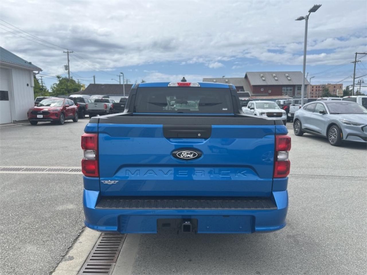 2025 Ford Maverick Lobo Standard  - Sunroof Photo3
