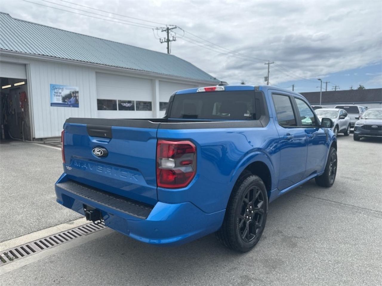 2025 Ford Maverick Lobo Standard  - Sunroof Photo4