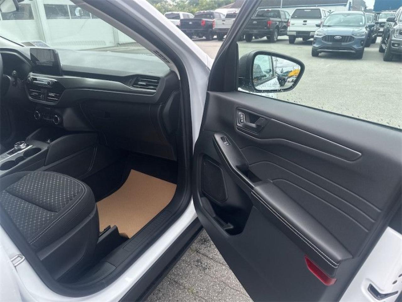 2025 Ford Escape Active Photo5
