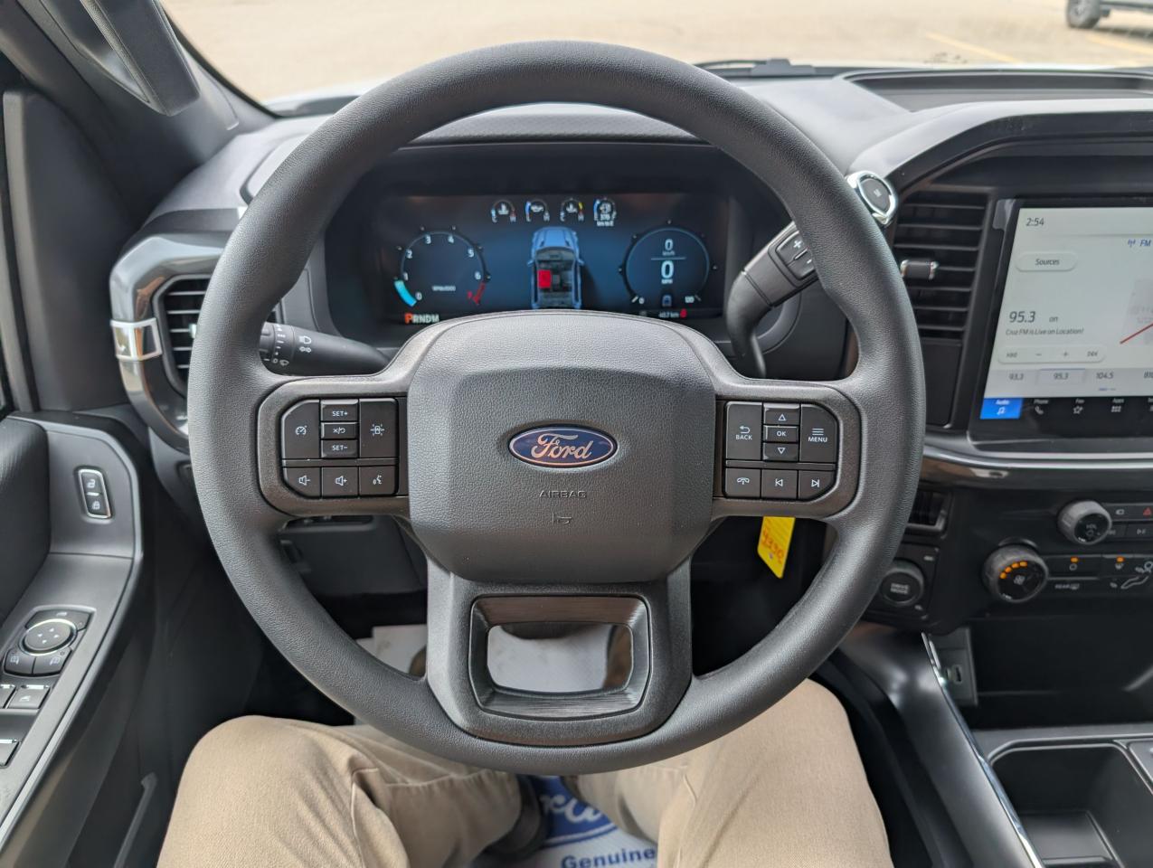 2025 Ford F-150 STX Photo5