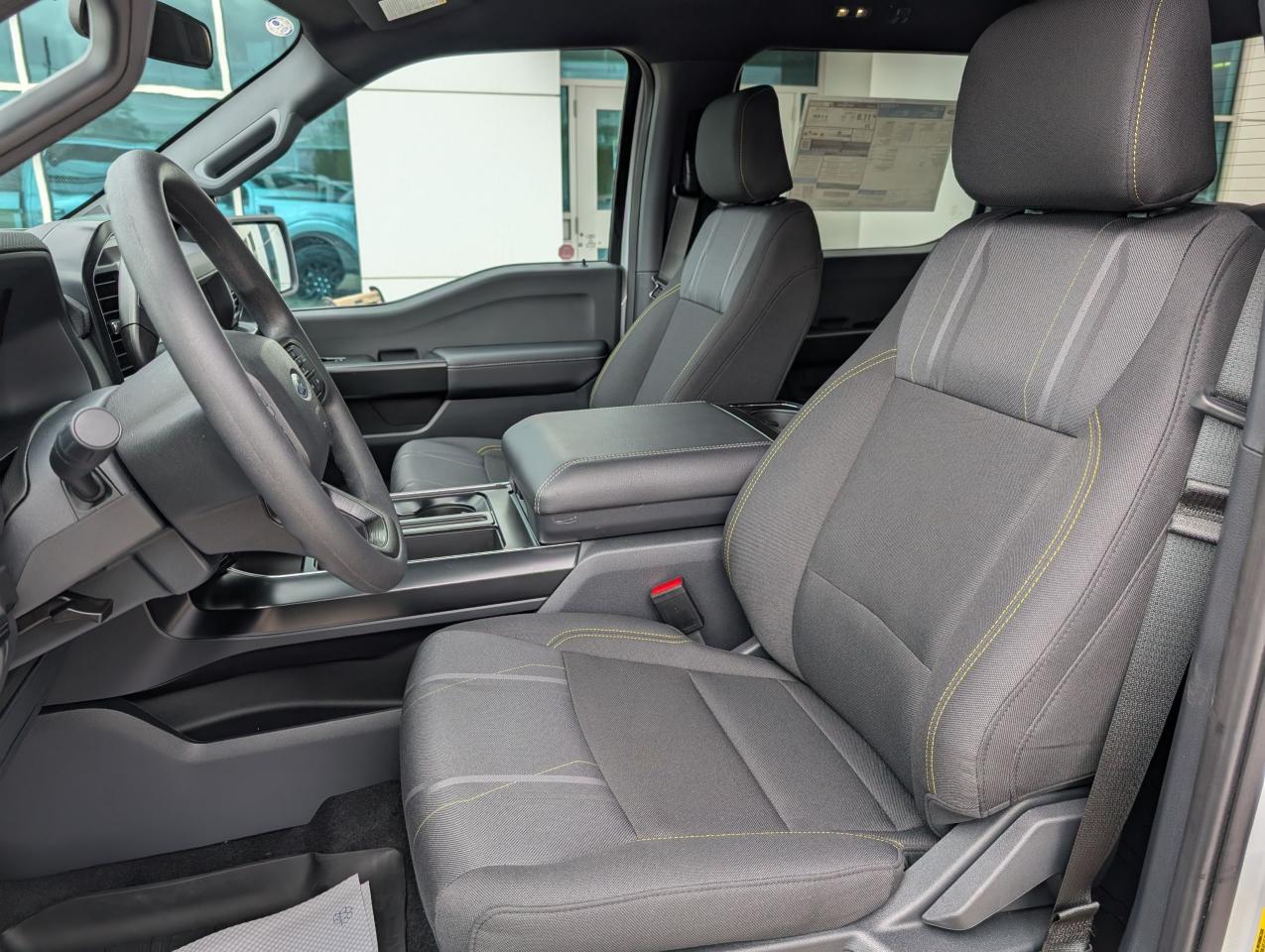 2025 Ford F-150 STX Photo5