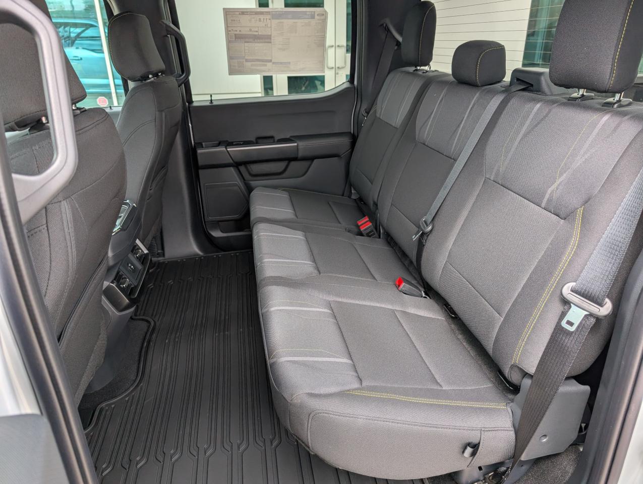 2025 Ford F-150 STX Photo5