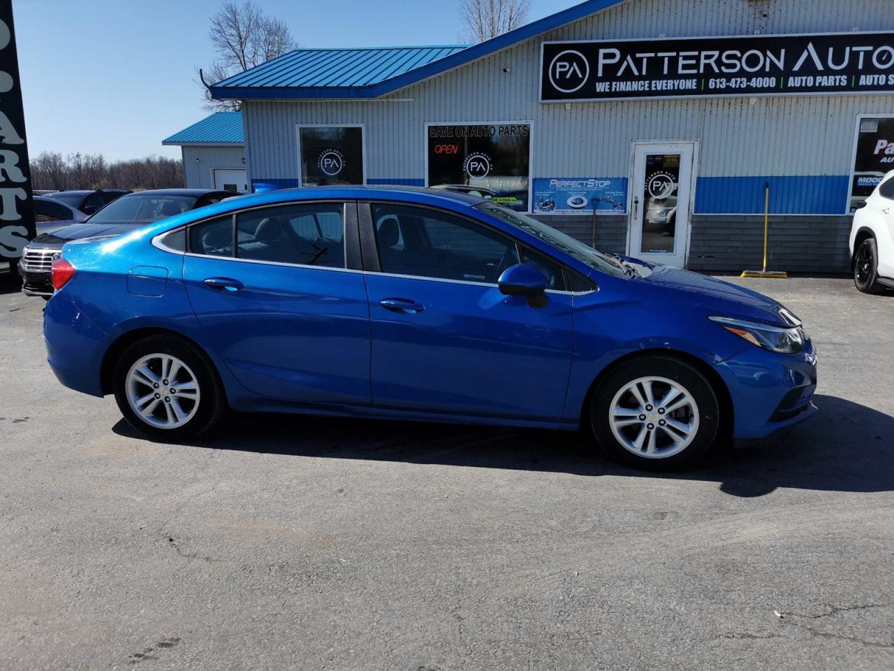 2018 Chevrolet Cruze LT - Photo #4