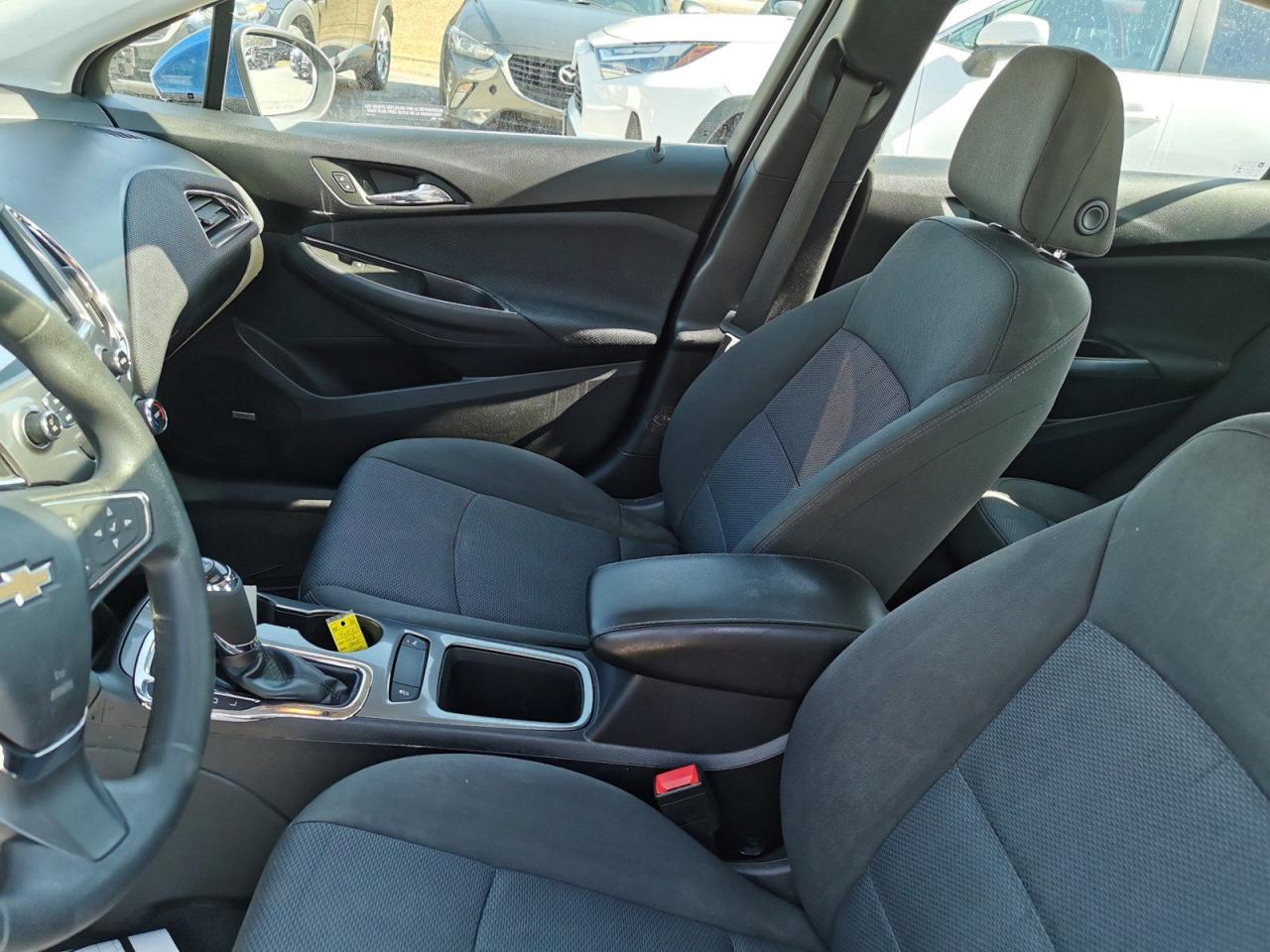 2018 Chevrolet Cruze LT - Photo #13