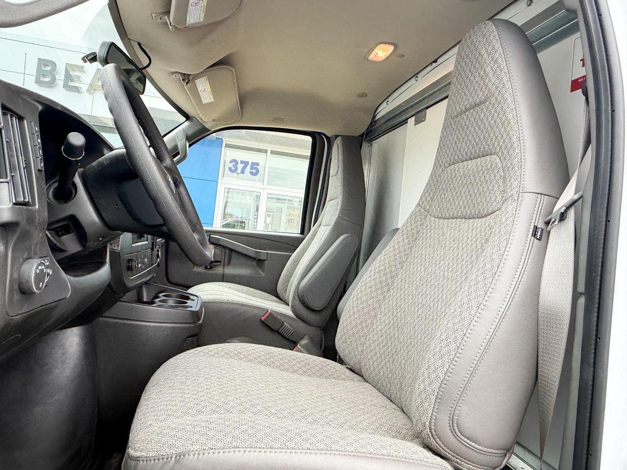 2025 Chevrolet Express Cutaway Work Van 4.3L V6 WITH REMOTE ENTRY, POWER DRIVER'S SEAT, CLOTH SEATS, AIR CONDITIONING, CRUISE CONTROL, MP3 PLAYER, BLUETOOTH Photo