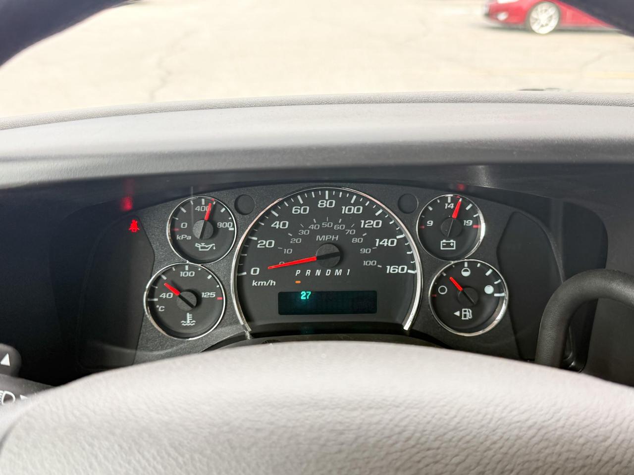 2025 Chevrolet Express Cutaway Work Van 4.3L V6 WITH REMOTE ENTRY, POWER DRIVER'S SEAT, CLOTH SEATS, AIR CONDITIONING, CRUISE CONTROL, MP3 PLAYER, BLUETOOTH Photo