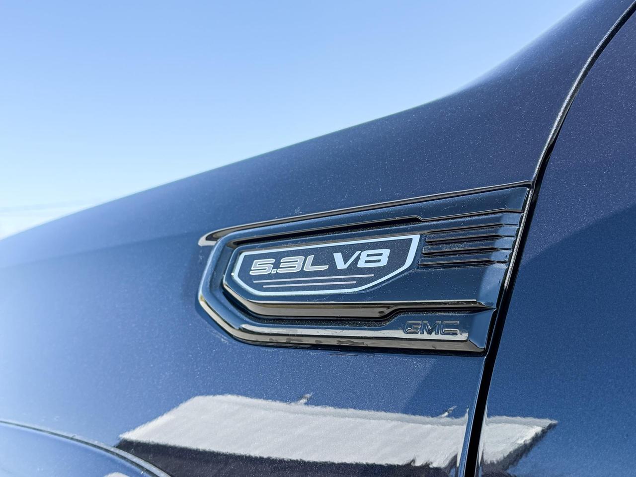 2025 GMC Sierra 1500 Elevation BLACK WIDOW PACKAGE - 5.3L V8 WITH REMOTE START/ENTRY, HEATED SEATS, HEATED STEERING WHEEL, HITCH GUIDANCE WITH HITCH VIEW, HD REAR VISION CAMERA Photo