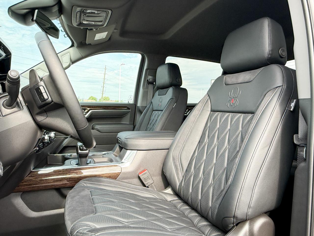 2025 GMC Sierra 1500 Elevation BLACK WIDOW PACKAGE - 5.3L V8 WITH REMOTE START/ENTRY, HEATED SEATS, HEATED STEERING WHEEL, HITCH GUIDANCE WITH HITCH VIEW, HD REAR VISION CAMERA Photo