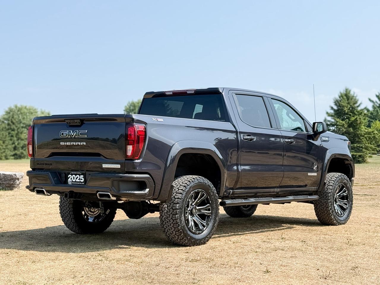 2025 GMC Sierra 1500 Elevation BLACK WIDOW PACKAGE - 5.3L V8 WITH REMOTE START/ENTRY, HEATED SEATS, HEATED STEERING WHEEL, HITCH GUIDANCE WITH HITCH VIEW, HD REAR VISION CAMERA Photo