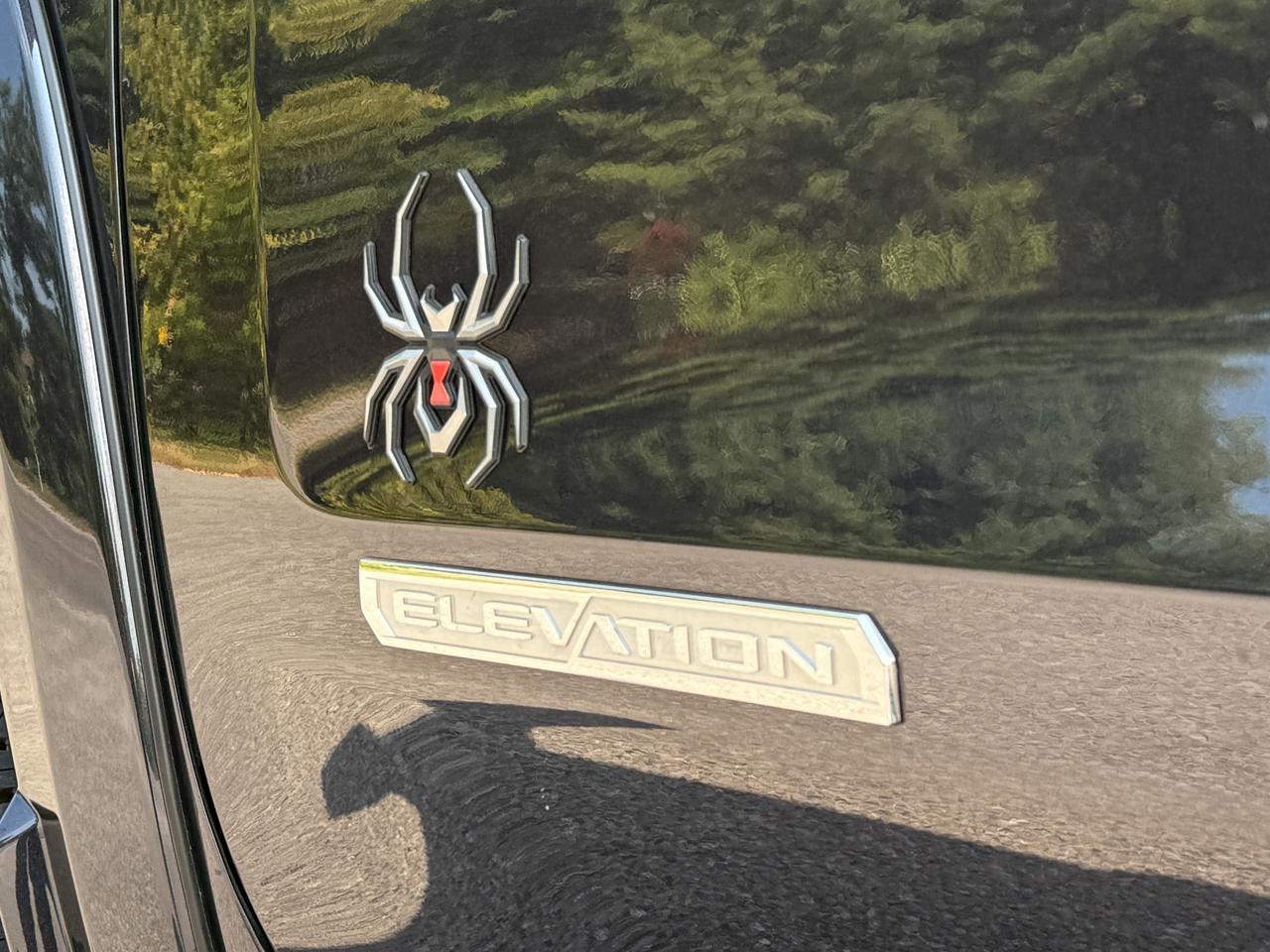 2025 GMC Sierra 1500 Elevation BLACK WIDOW PACKAGE - 5.3L V8 WITH REMOTE START/ENTRY, HEATED SEATS, HEATED STEERING WHEEL, HITCH GUIDANCE WITH HITCH VIEW, HD REAR VISION CAMERA Photo