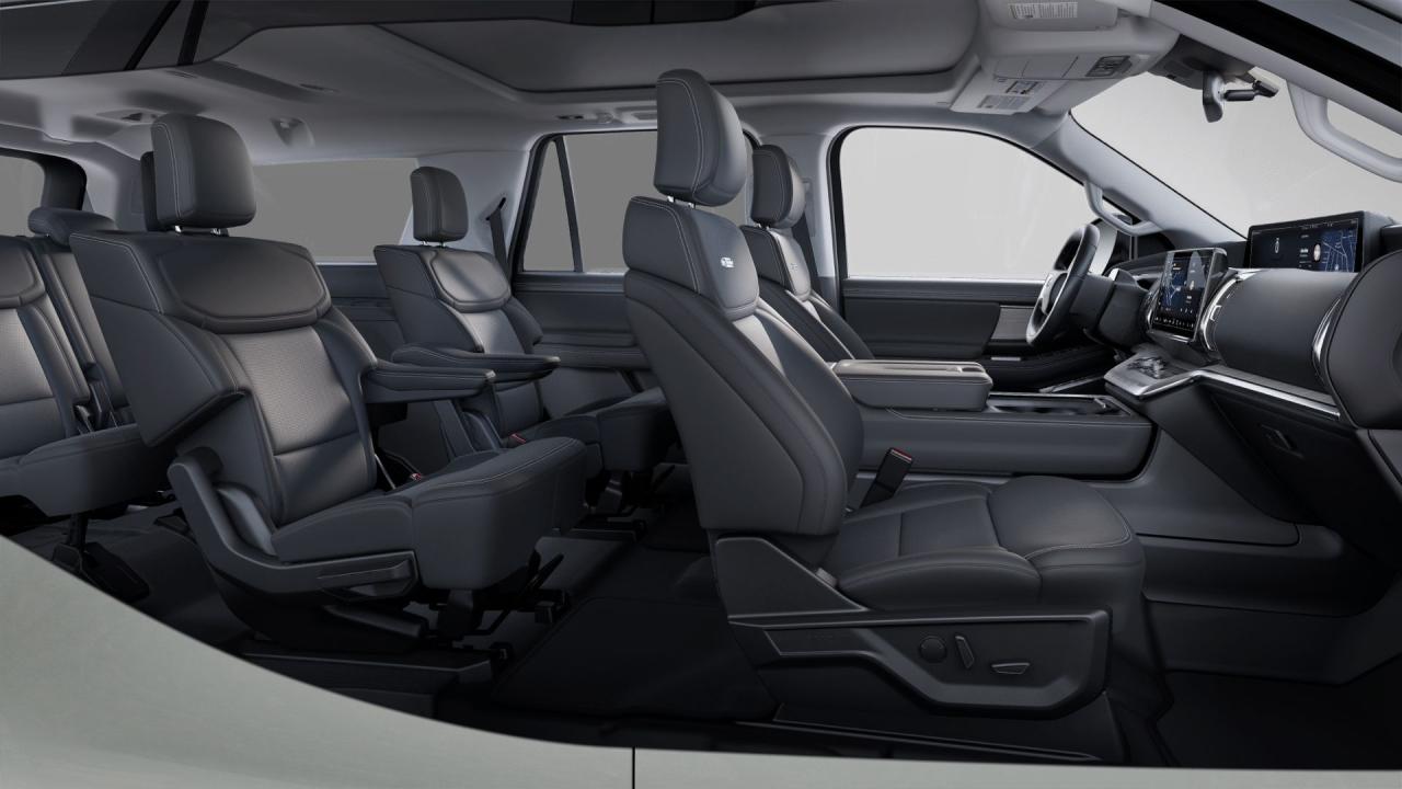 2025 Ford Expedition Platinum Max 4X4 Photo5