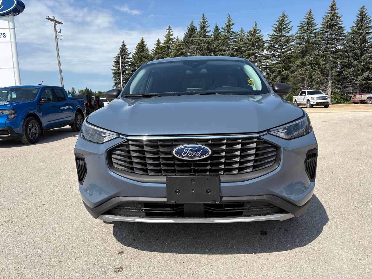 2025 Ford Escape Active AWD Photo2