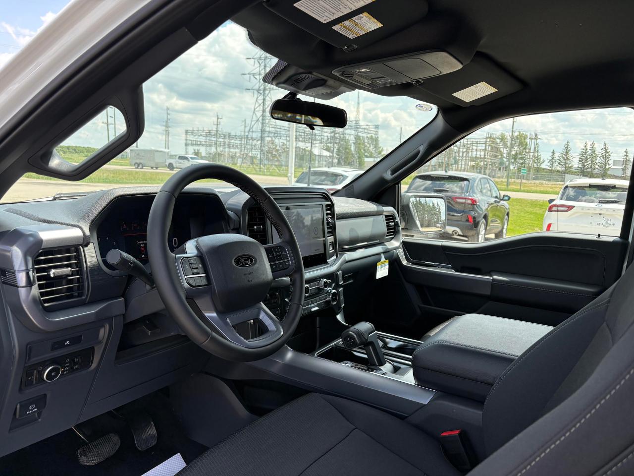 2025 Ford F-150 XLT 4WD SuperCrew 5.5' Box Photo5