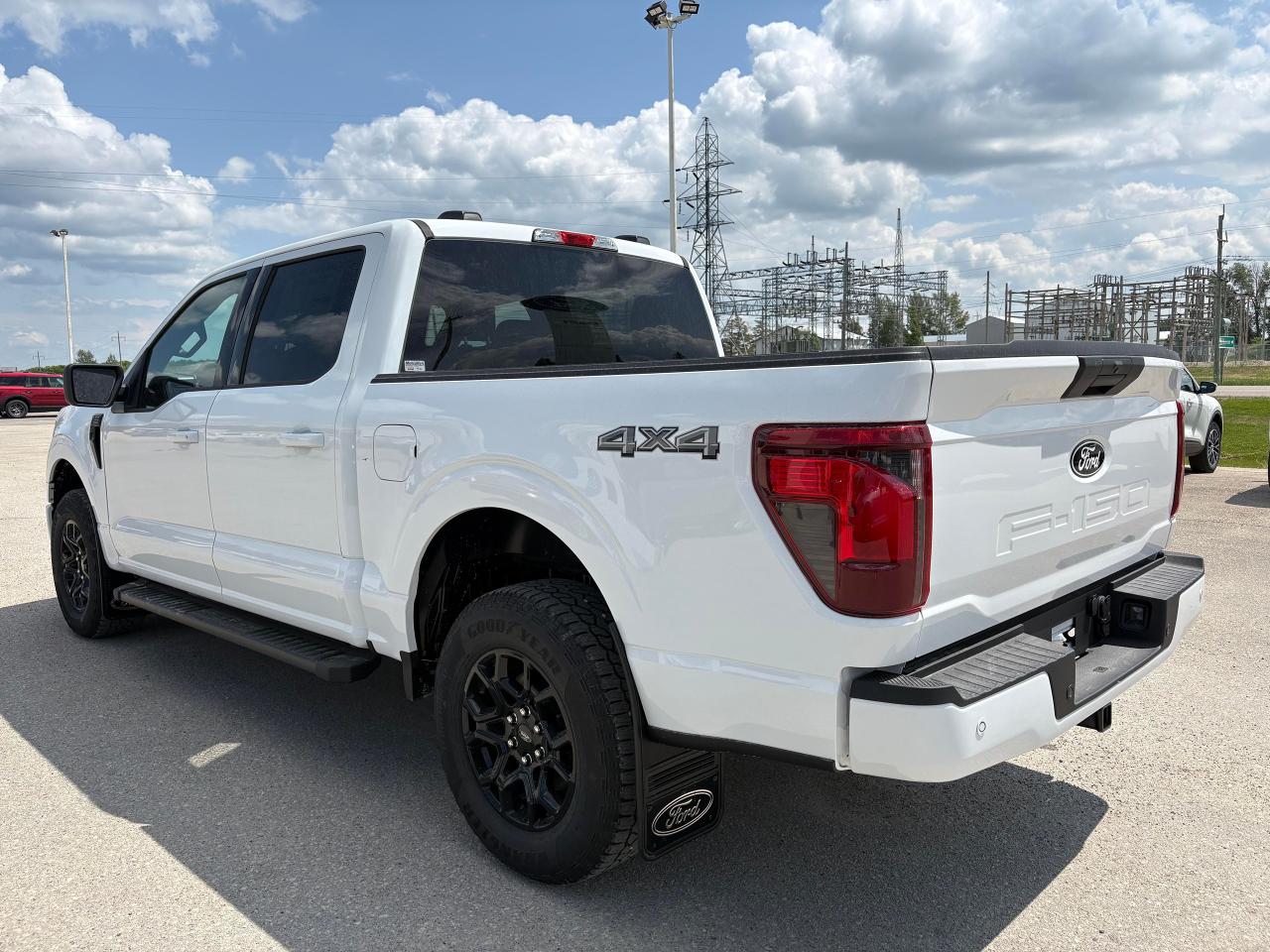 2025 Ford F-150 XLT 4WD SuperCrew 5.5' Box Photo5