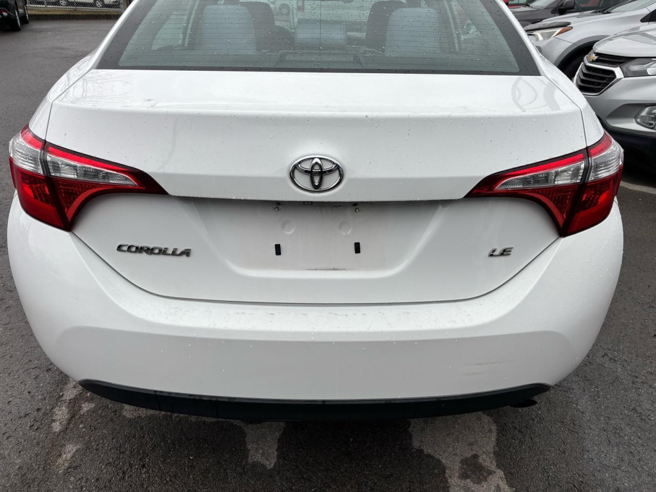 2015 Toyota Corolla LE, Sunroof, Alloys, Heated Seats