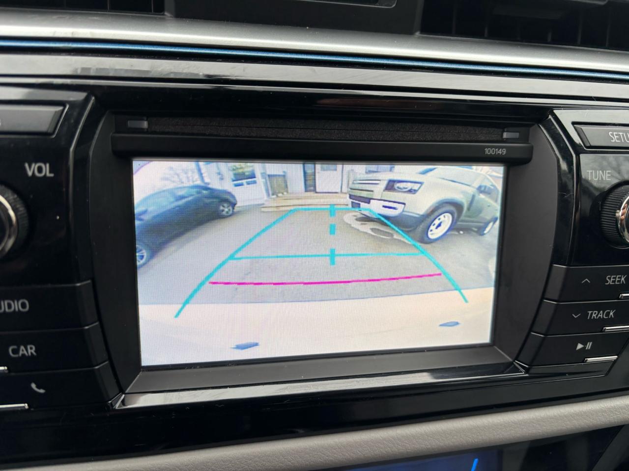 2015 Toyota Corolla LE, Sunroof, Alloys, Heated Seats