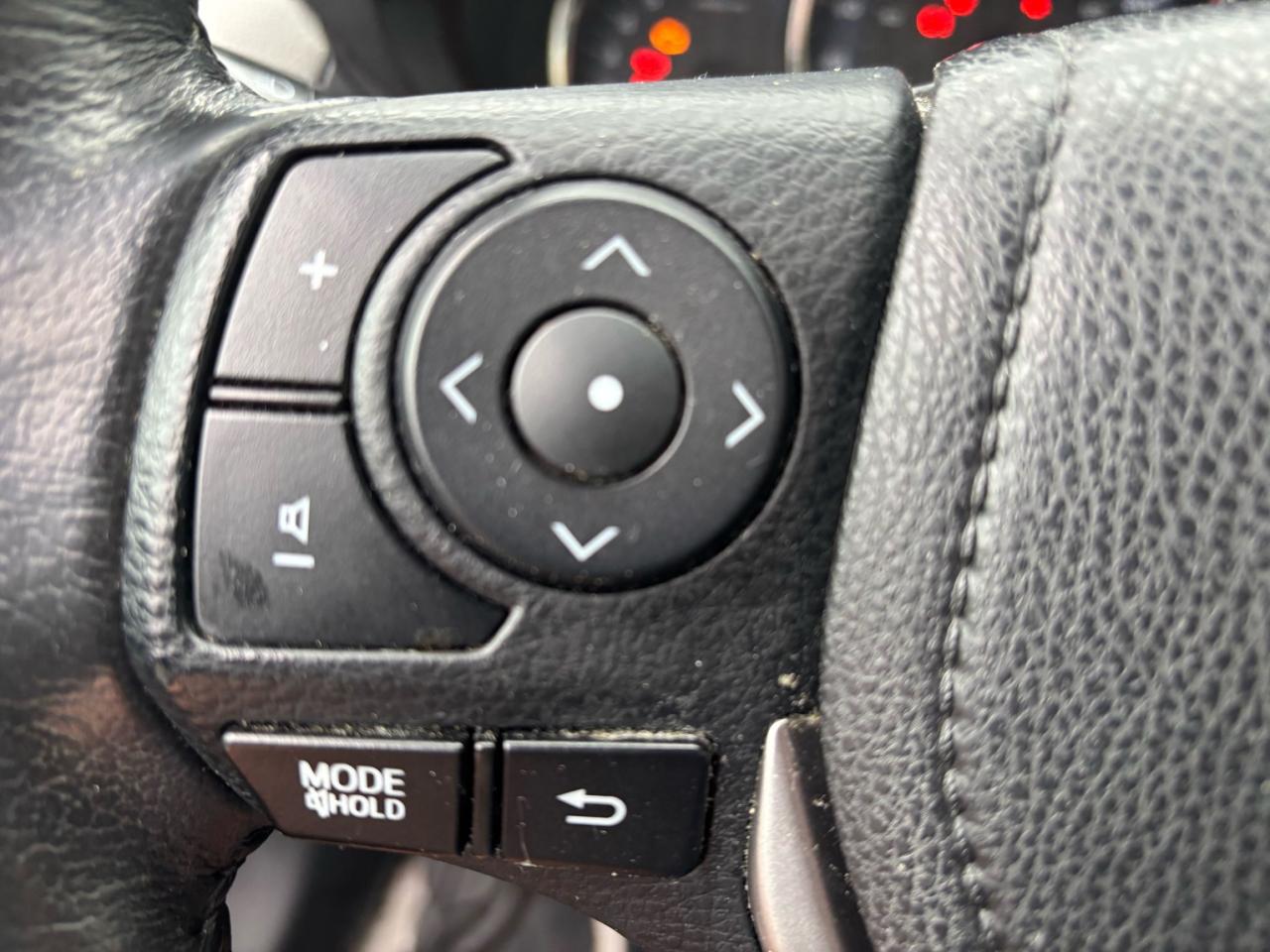 2015 Toyota Corolla LE, Sunroof, Alloys, Heated Seats