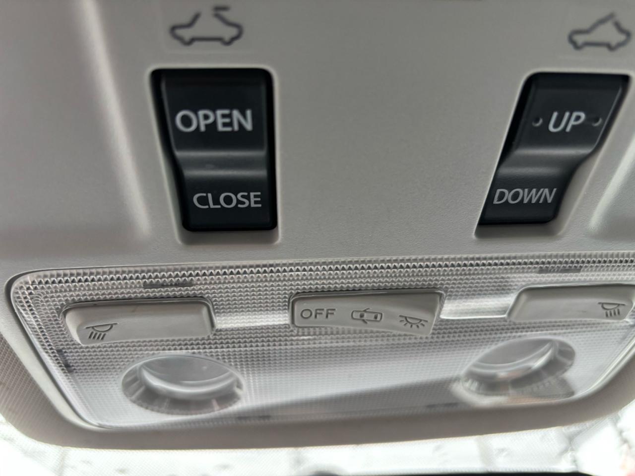 2015 Toyota Corolla LE, Sunroof, Alloys, Heated Seats