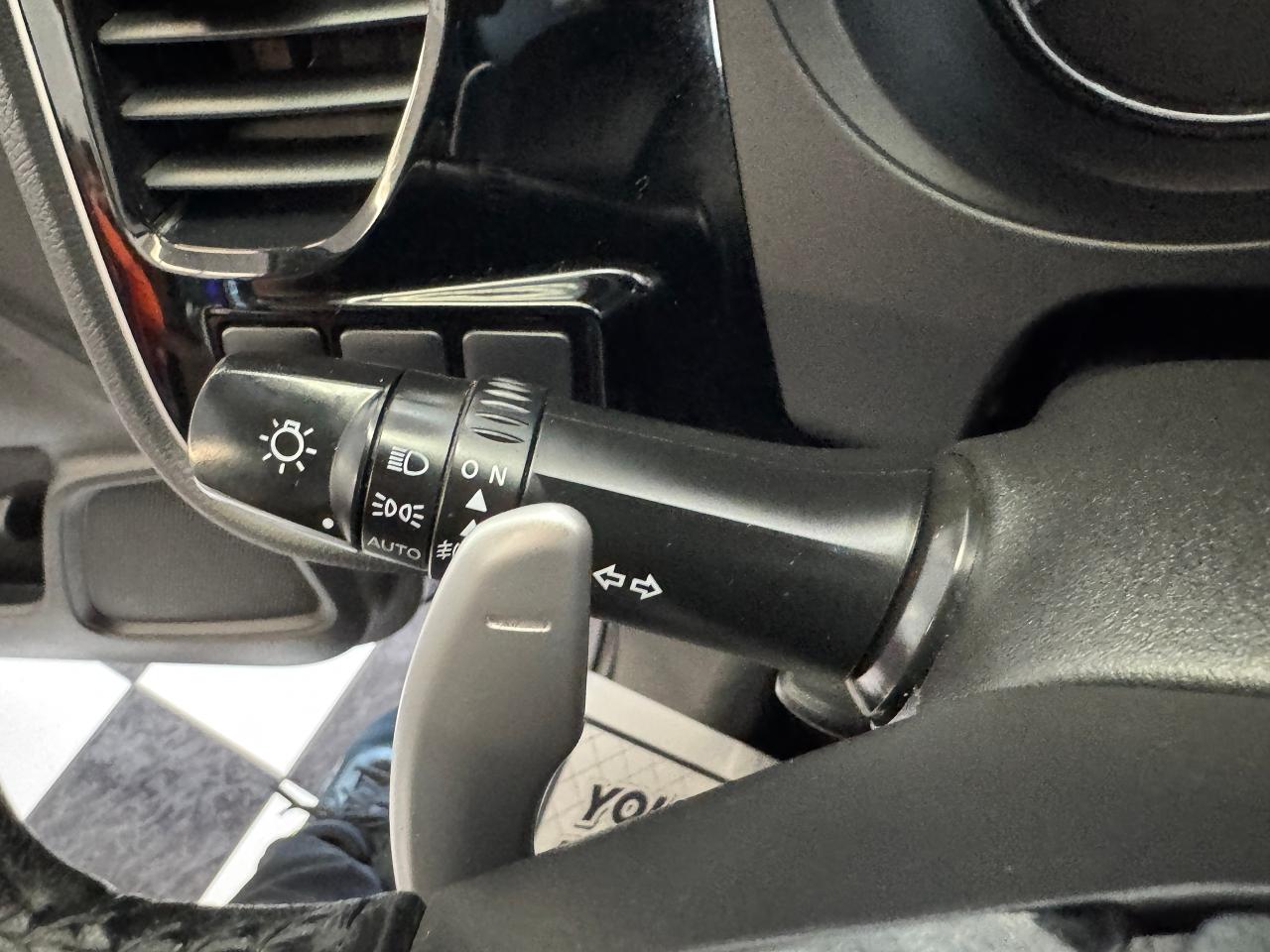 2016 Mitsubishi Outlander GT AWD 7 Passenger+Roof+AdaptiveCruise+CLEANCARFAX - Photo #47