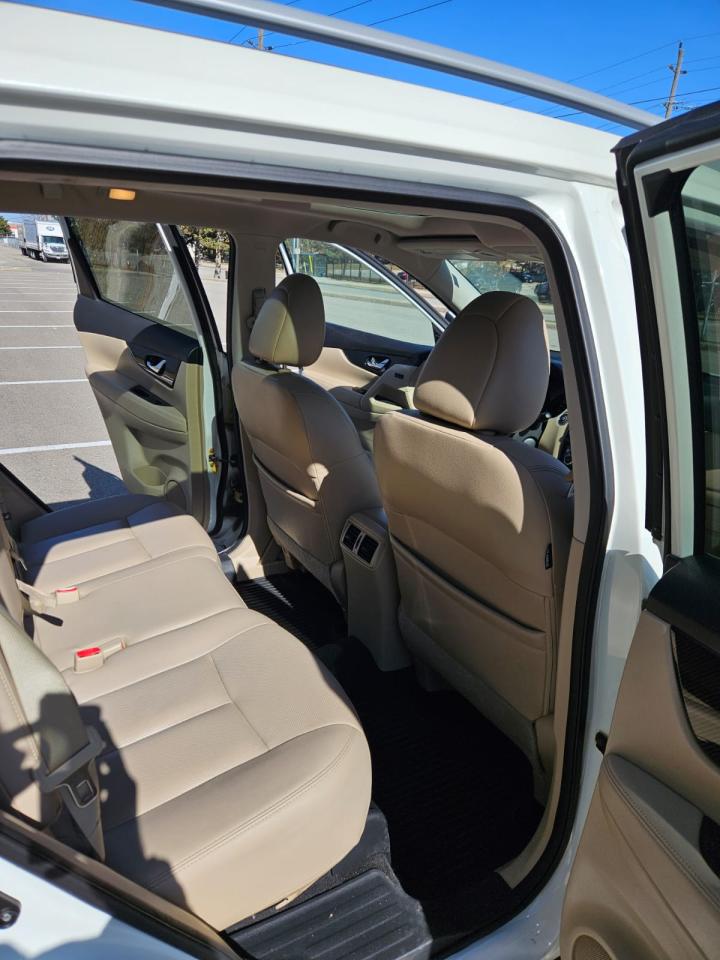 2017 Nissan Rogue AWD 4DR SL PLATINUM - Photo #18