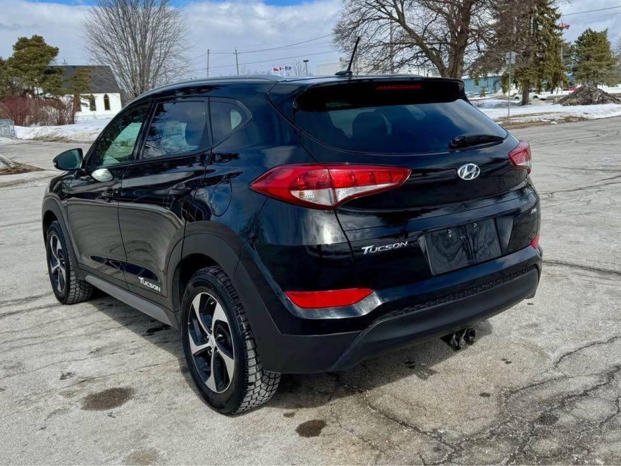 2017 Hyundai Tucson AWD 2.0L Premium -Certified - Photo #10