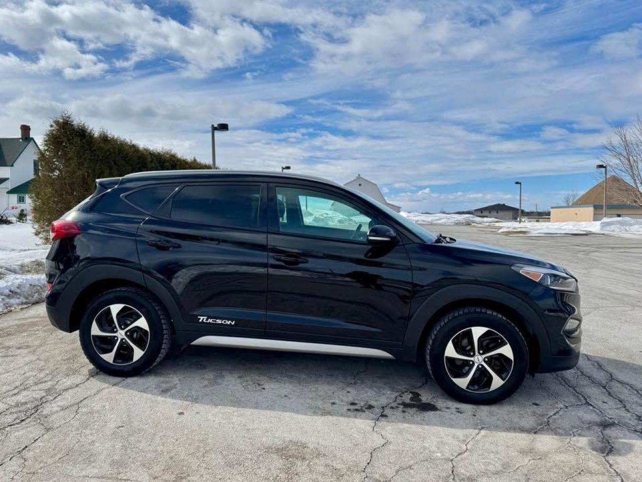 2017 Hyundai Tucson AWD 2.0L Premium -Certified - Photo #14