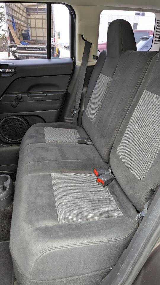 2015 Jeep Patriot 4WD 4dr Altitude *Ltd Avail* - Photo #11
