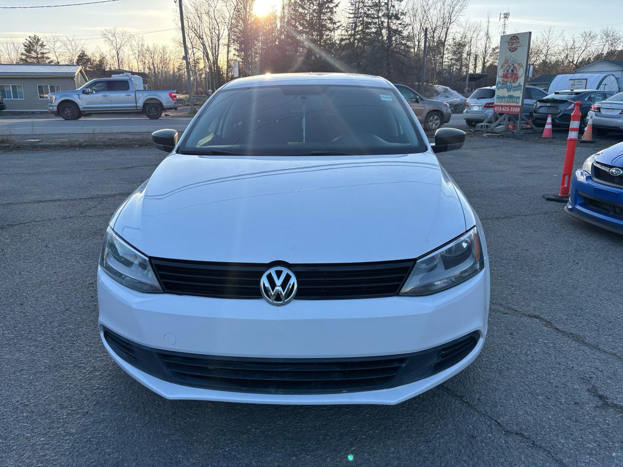 Used 2013 Volkswagen Jetta TRENDLINE+ for sale in Gloucester, ON