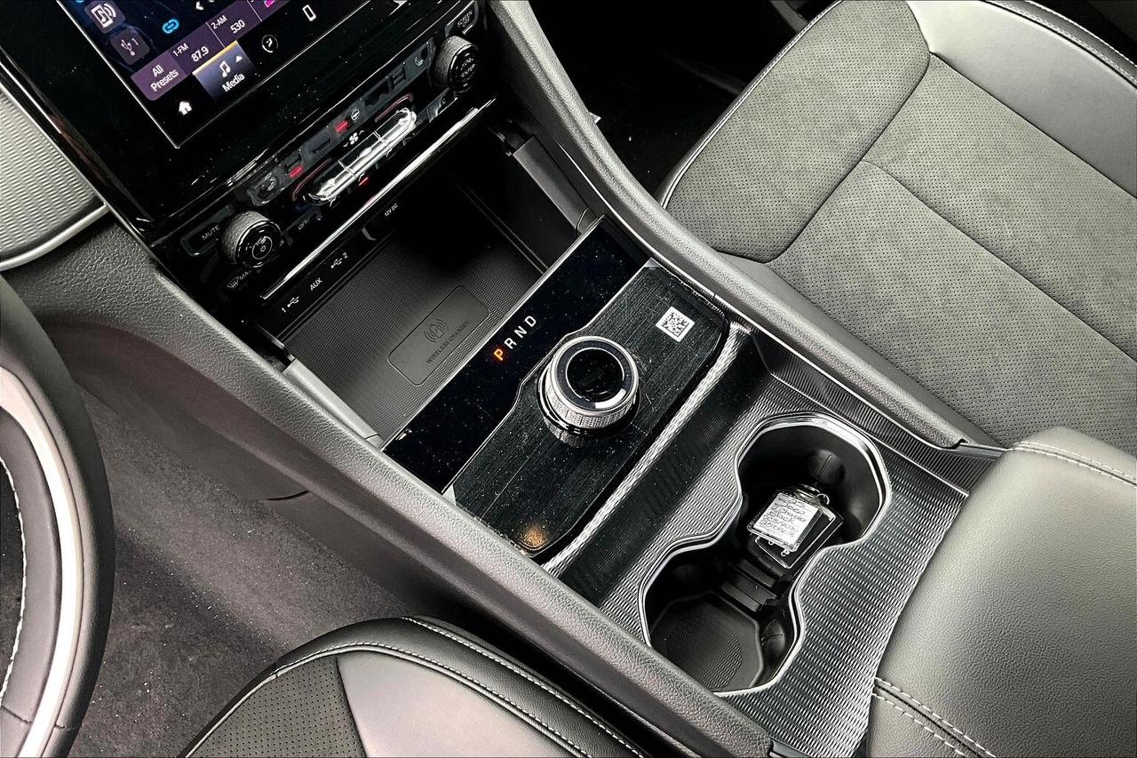 2025 Jeep Grand Cherokee ALTITUDE 4X4 | Leather | Power Sunroof | SideSteps Photo