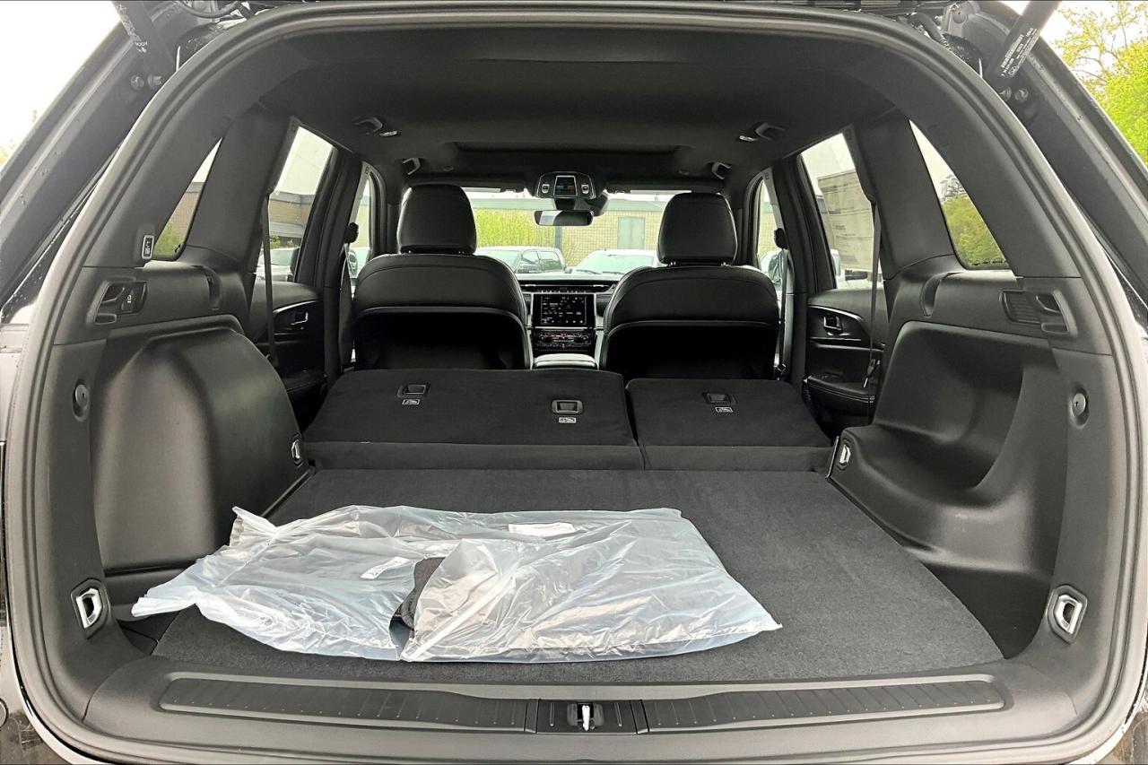 2025 Jeep Grand Cherokee ALTITUDE 4X4 | Leather | Power Sunroof | SideSteps Photo