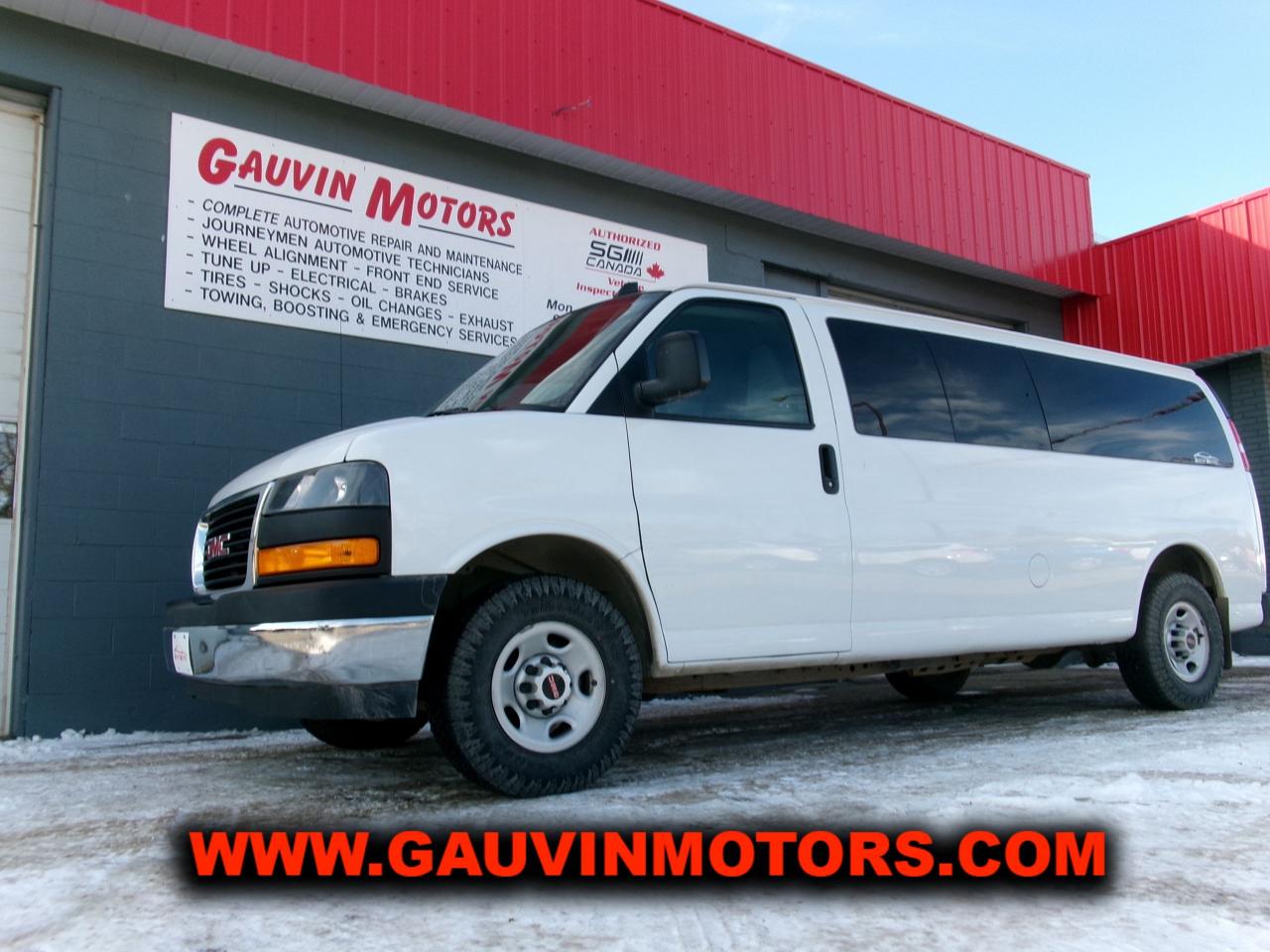 Used 2021 GMC Savana Passenger RWD 3500 LT 15 Passenger, Loaded, Low Kms for sale in Swift Current, SK