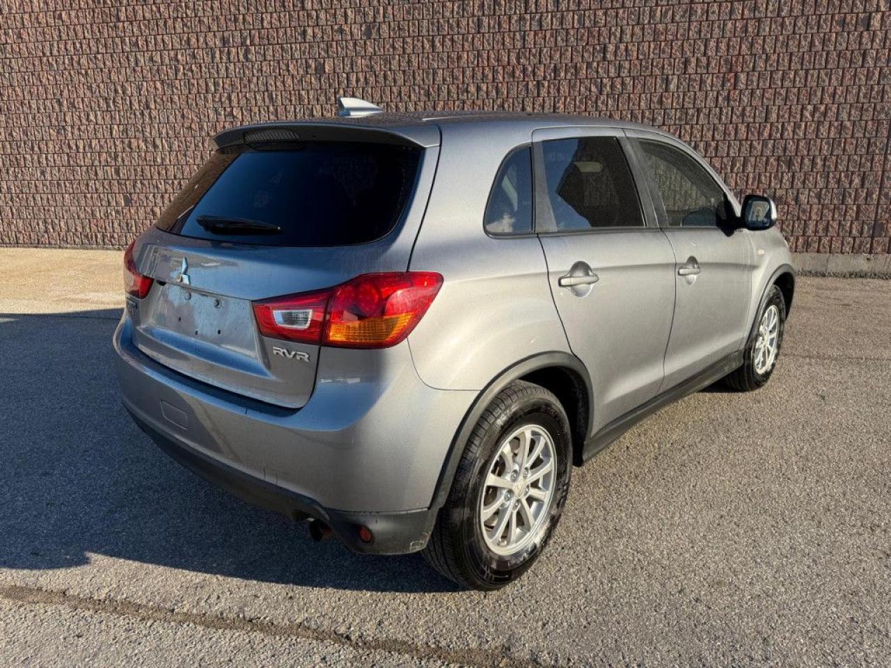 2017 Mitsubishi RVR SE | AWC | TOUCHSCREEN | BACK-UP CAM | ALLOY WHEELS | - Photo #5