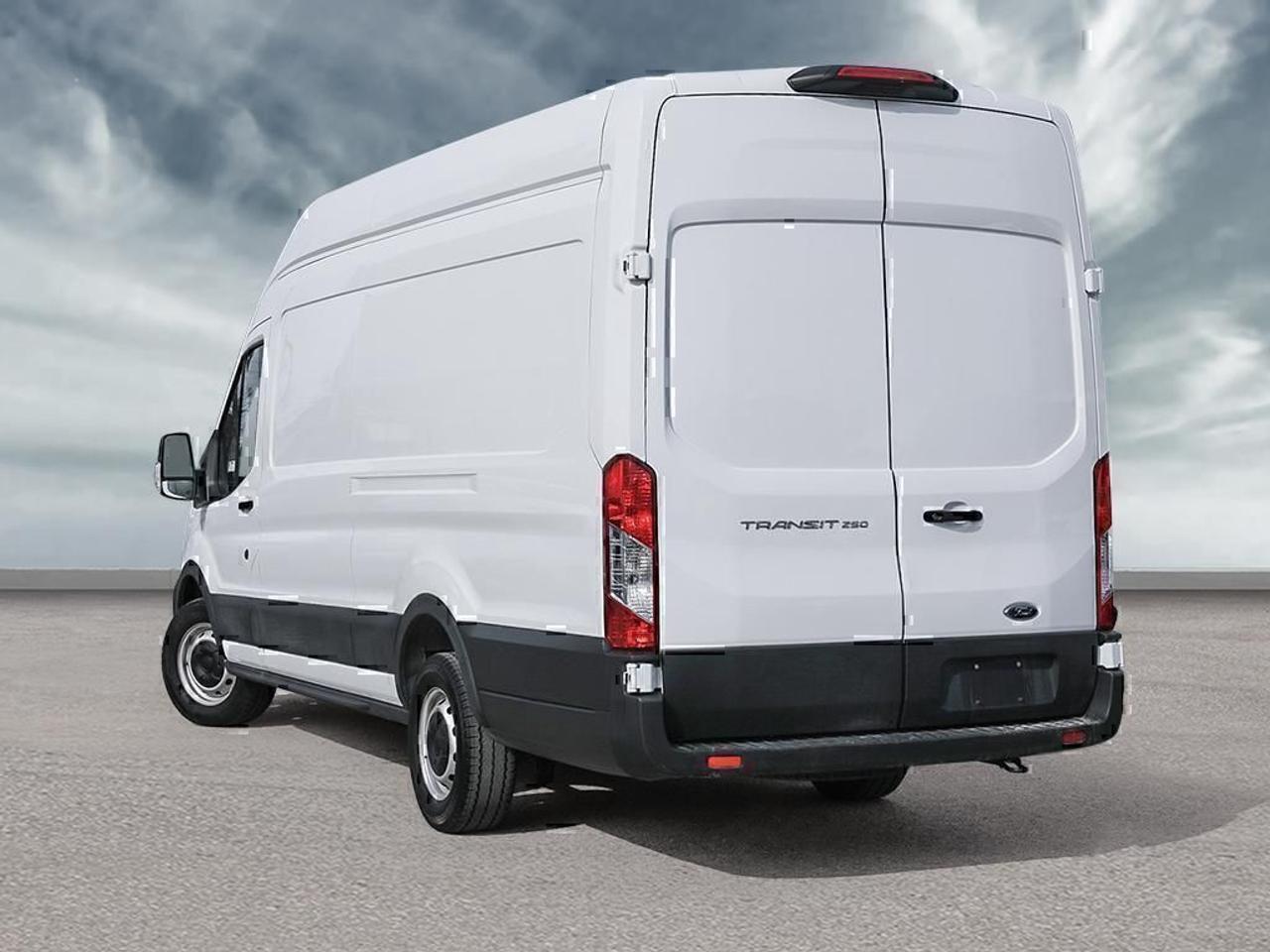 2025 Ford Transit Cargo Van Photo4