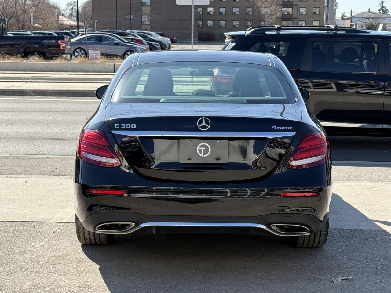 2017 Mercedes-Benz E-Class E300 //AMG SPORT | BURMESTER | LOADED - Photo #11