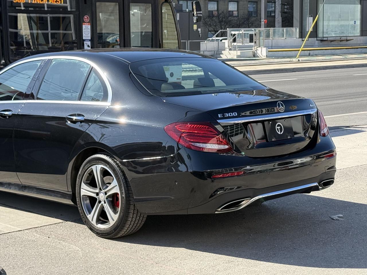2017 Mercedes-Benz E-Class E300 //AMG SPORT | BURMESTER | LOADED - Photo #13