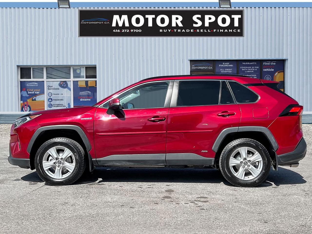 2020 Toyota RAV4 Hybrid XLE - Photo #3