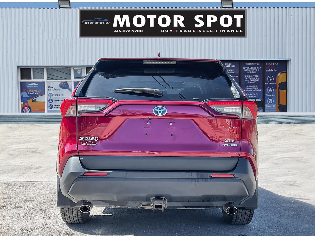 2020 Toyota RAV4 Hybrid XLE - Photo #5