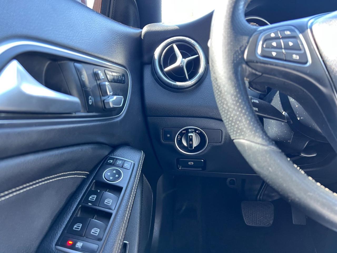 2018 Mercedes-Benz CLA-Class CLA250 4MATIC - Photo #15