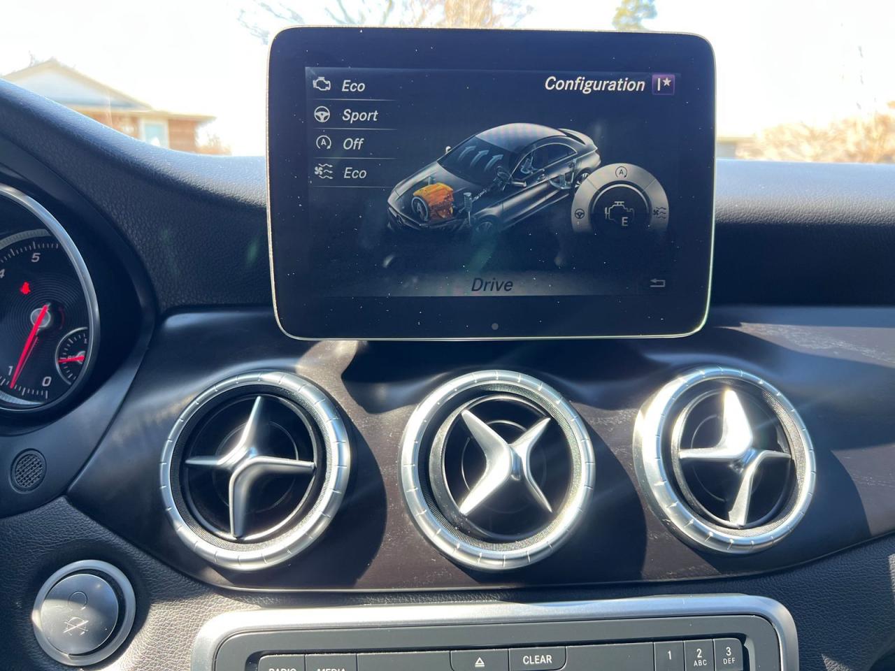 2018 Mercedes-Benz CLA-Class CLA250 4MATIC - Photo #25