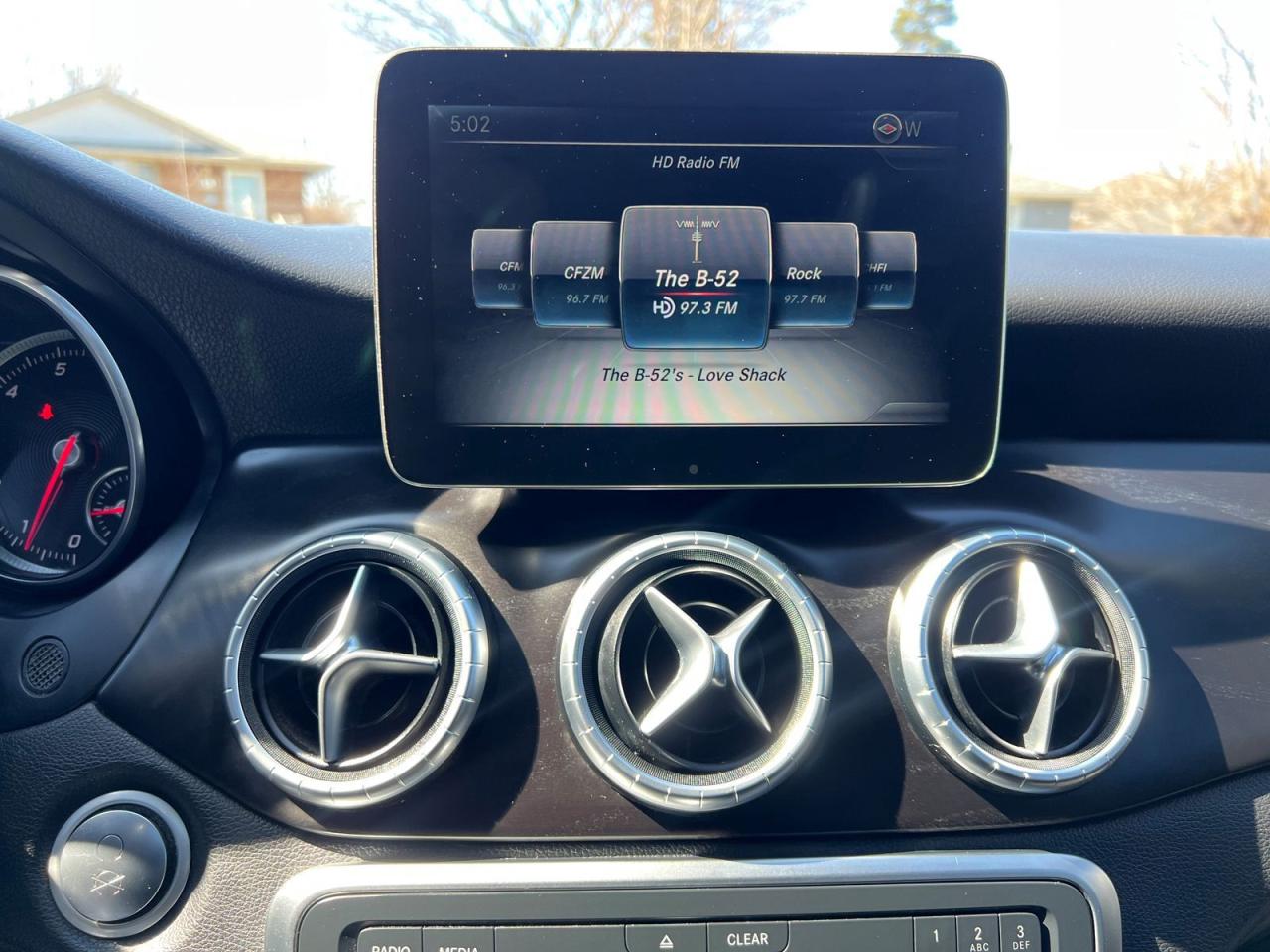 2018 Mercedes-Benz CLA-Class CLA250 4MATIC - Photo #22